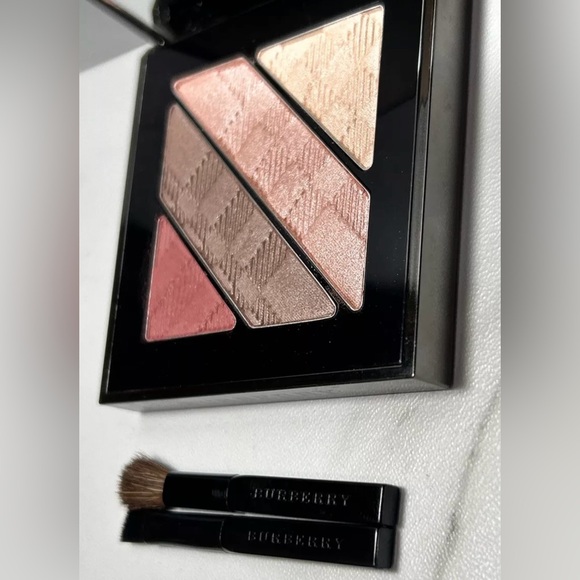 BURBERRY #10 Rose Pink Complete Eye Palette - Picture 2 of 11
